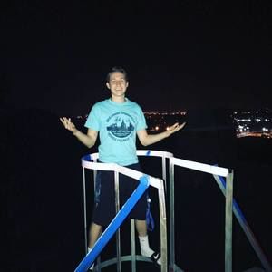 Meet your Posher, Kyle